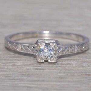 Vintage Natural Diamond Engagement Ring in Platinum